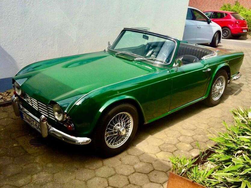 TR4