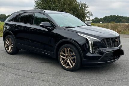 Cadillac XT4 13.000 km 36.000 € Lüdinghausen 59348