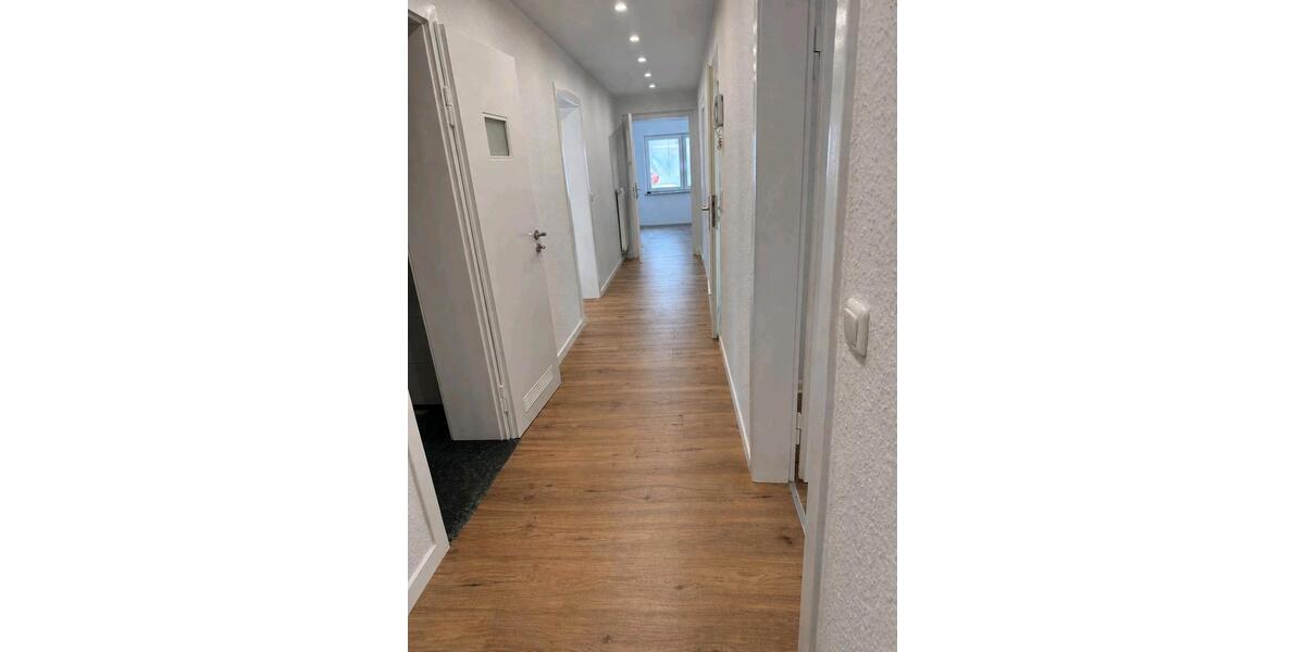 Erdgeschoßwohnung Dortmund Mengede - 4.5 Zimmer, 113 m&sup2;, 1.350&euro; | Angebot:26355258