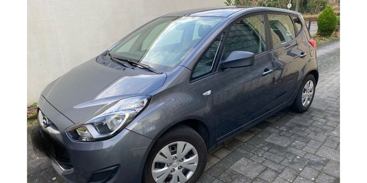 Hyundai ix20 98.000 km 3.999 &euro; Marl 45770