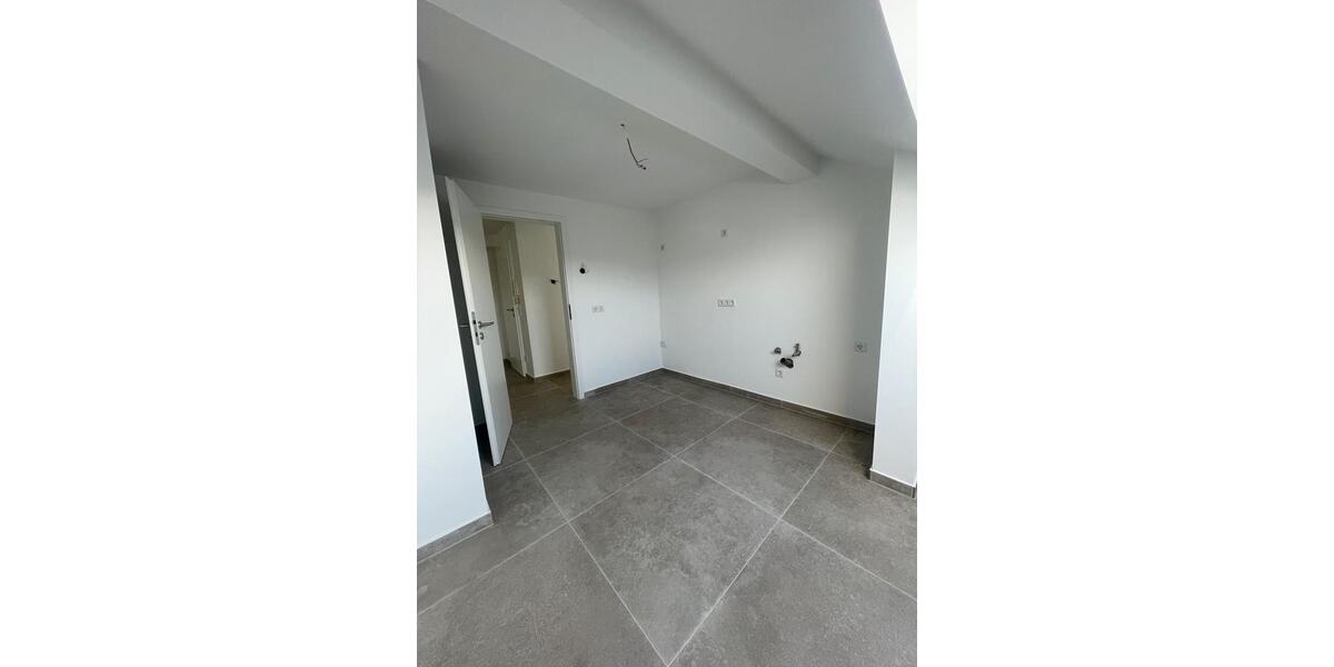 Dachgeschoßwohnung Dortmund Aplerbeck - 2.5 Zimmer, 70 m&sup2;, 850&euro; | Angebot:24661200