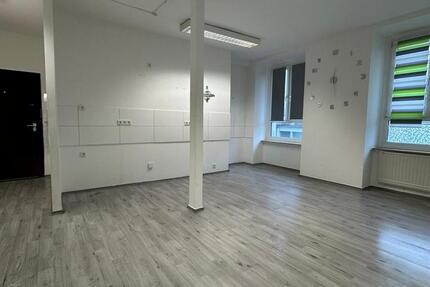 71 m² Wohnung mit moderner Wohnküche und Badewanne zu vermieten! zimmer