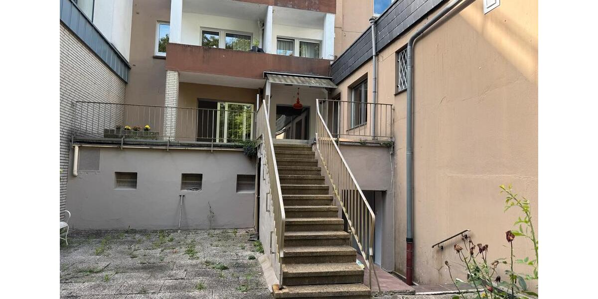 Erdgeschoßwohnung Dortmund - 5 Zimmer, 170 m&sup2;, 1.760&euro; | Angebot:24488118