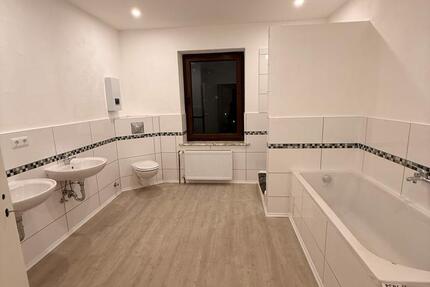 Wohnung Herne Wanne-Bickern - 6 Zimmer, 130 m&sup2;, 1.500&euro; | Angebot:24774249