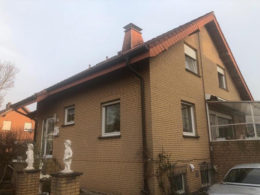 2 Familien Haus oder als 1 Großfamilie 483999-50000=439999€netto zimmer