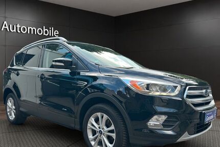 Ford Kuga 173.850 km 9.890 &euro; Recklinghausen 45659