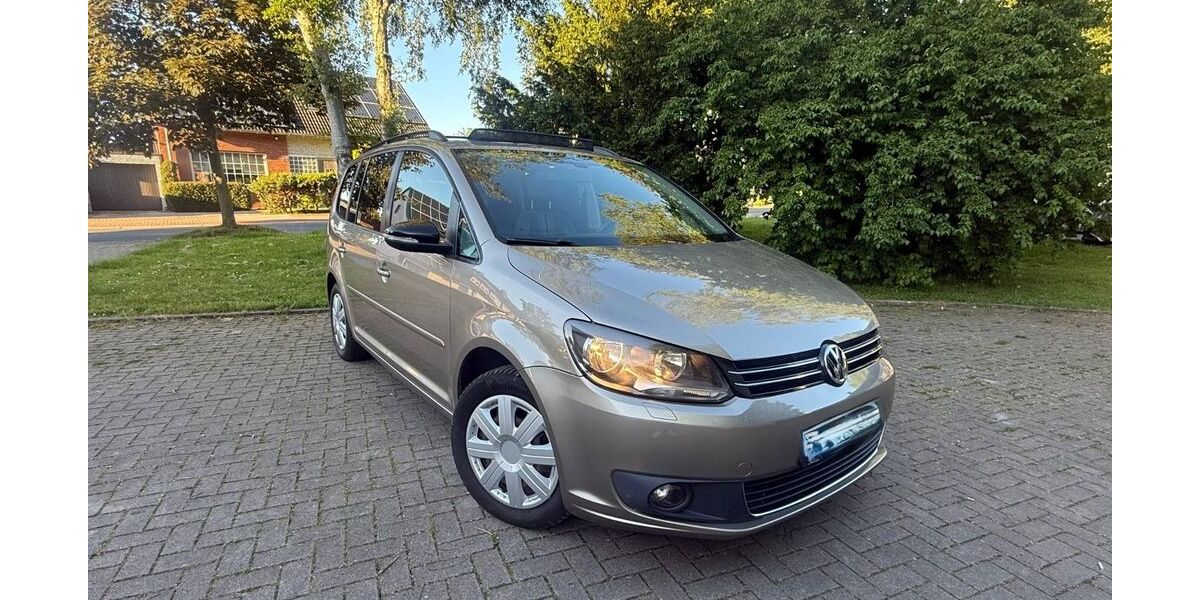 VW Touran 129.700 km 11.450 &euro; Lüdinghausen 59348