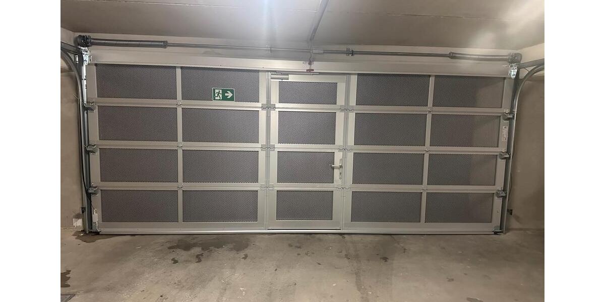 Garagen / Stellplätze Castrop-Rauxel Bladenhorst - 100&euro; | Angebot:25959426