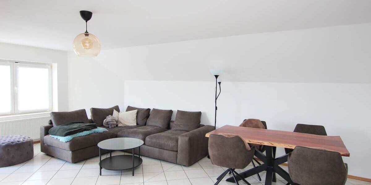 Etagenwohnung Hemer - 2 Zimmer, 97 m&sup2;, 250.000&euro; | Angebot:23837499