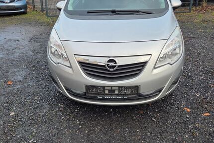 Opel Meriva 218.000 km 3.150 € Dortmund 44147
