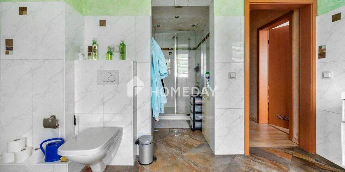 Etagenwohnung Bochum Hamme - 5 Zimmer, 116 m&sup2;, 239.000&euro; | Angebot:24608340