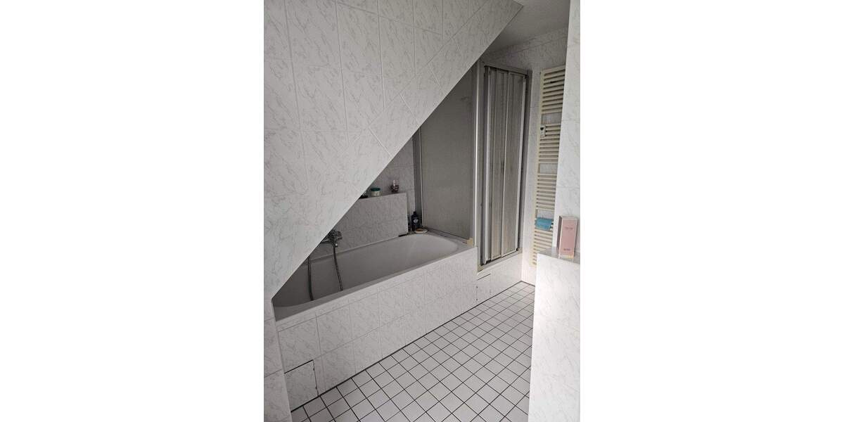 Etagenwohnung Bochum Wattenscheid - 2 Zimmer, 67 m&sup2;, 150.000&euro; | Angebot:25760447