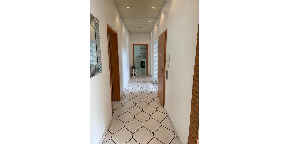 Etagenwohnung Hagen Hagen-Nord - 4 Zimmer, 112 m&sup2;, 1.200&euro; | Angebot:25600752