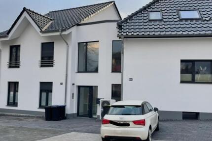 Haus Waltrop - 3 Zimmer, 78 m&sup2;, 950&euro; | Angebot:24981436