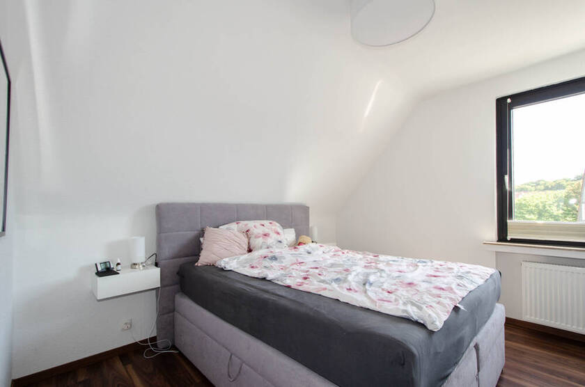 Zentral, ruhig, gut geschnitten - Drei Zimmer mit Balkon und Stellplatz in der Hattinger Südstadt