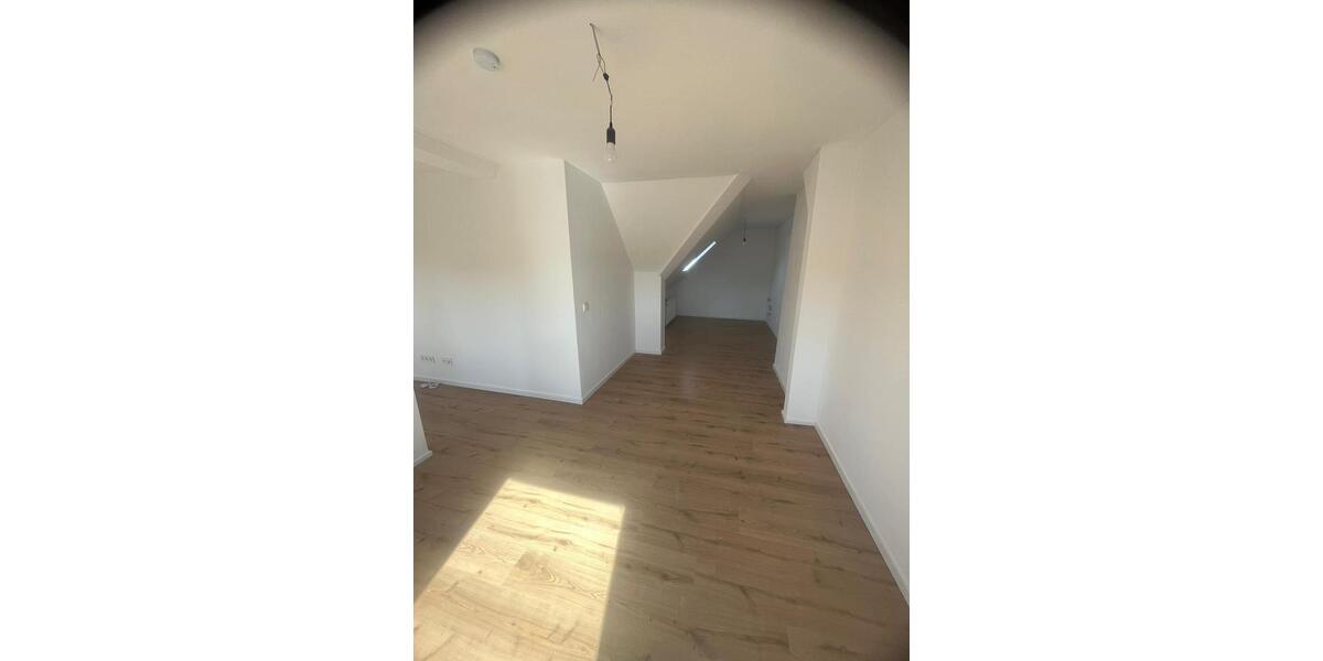 Dachgeschoßwohnung Hagen Hagen-Nord - 2 Zimmer, 69 m&sup2;, 483&euro; | Angebot:24581992
