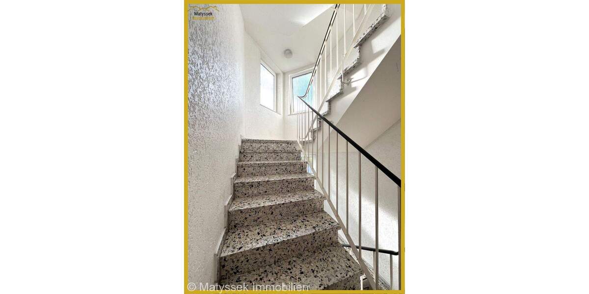 Etagenwohnung Dortmund Löttringhausen - 4 Zimmer, 93 m&sup2;, 299.000&euro; | Angebot:23336914