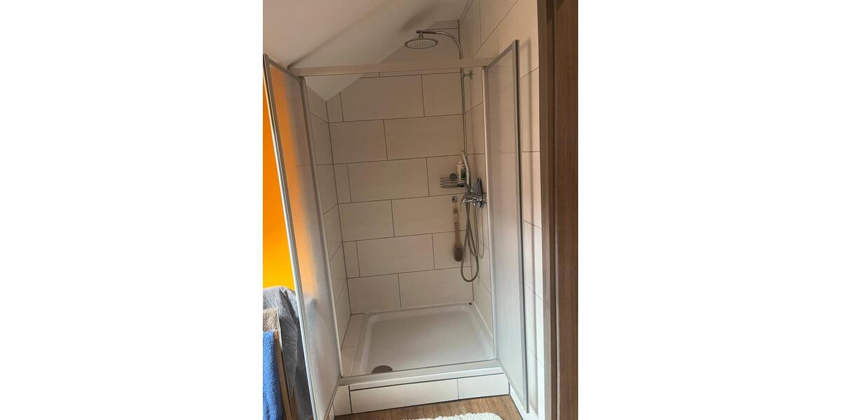 Dachgeschoßwohnung Altena - 3 Zimmer, 66 m&sup2;, 700&euro; | Angebot:26646042