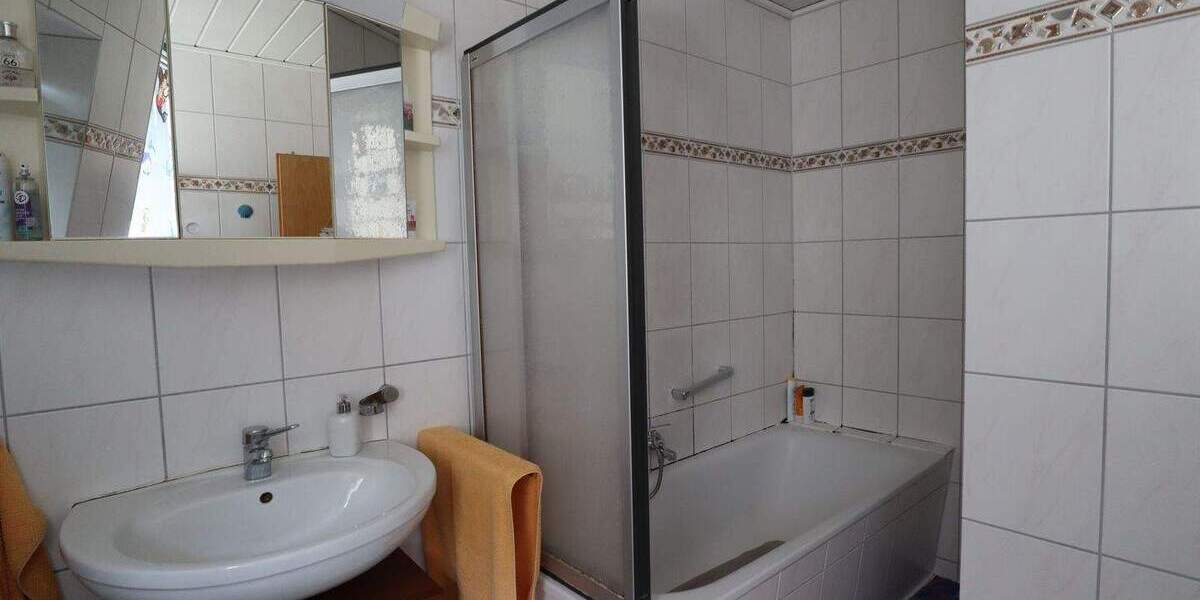 Mehrfamilienhaus, Wohnhaus Dortmund Berghofen - 8 Zimmer, 229 m&sup2;, 439.000&euro; | Angebot:25735052