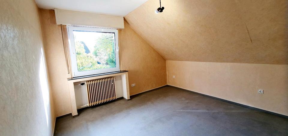Dachgeschoßwohnung Dortmund Hombruch - 3 Zimmer, 820&euro; | Angebot:23423574
