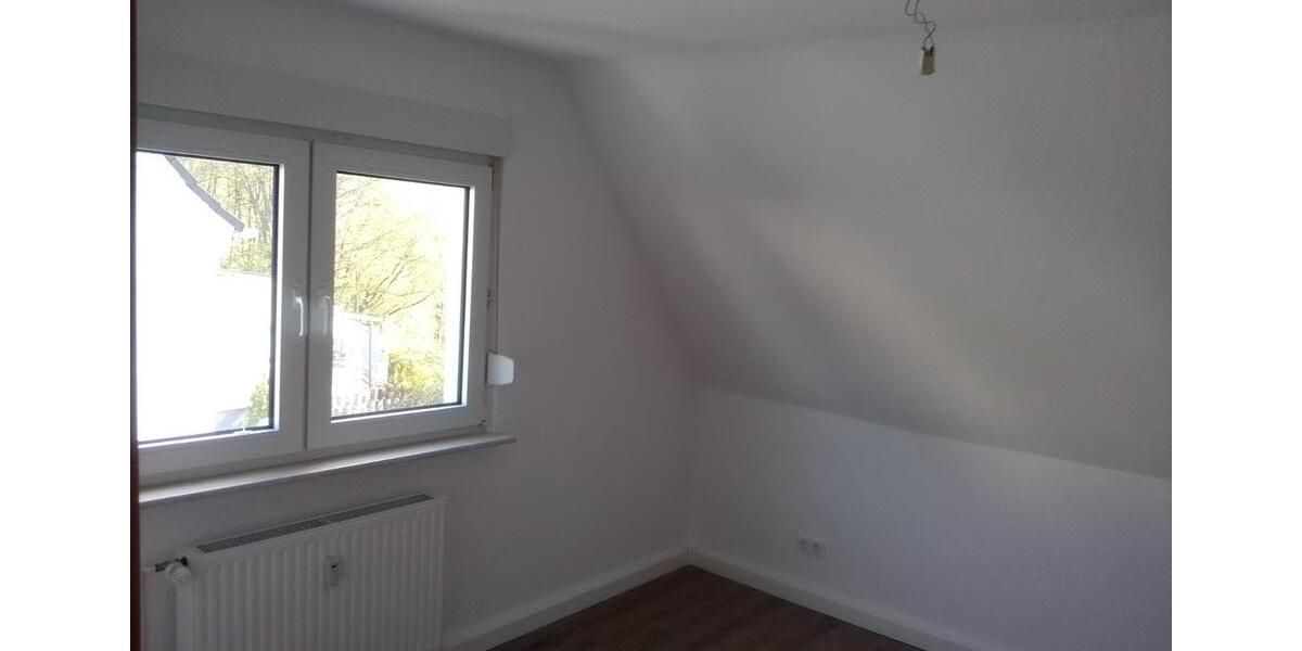 Dachgeschoßwohnung Nachrodt-Wiblingwerde Wiblingwerde - 3 Zimmer, 45 m&sup2;, 270&euro; | Angebot:24640447
