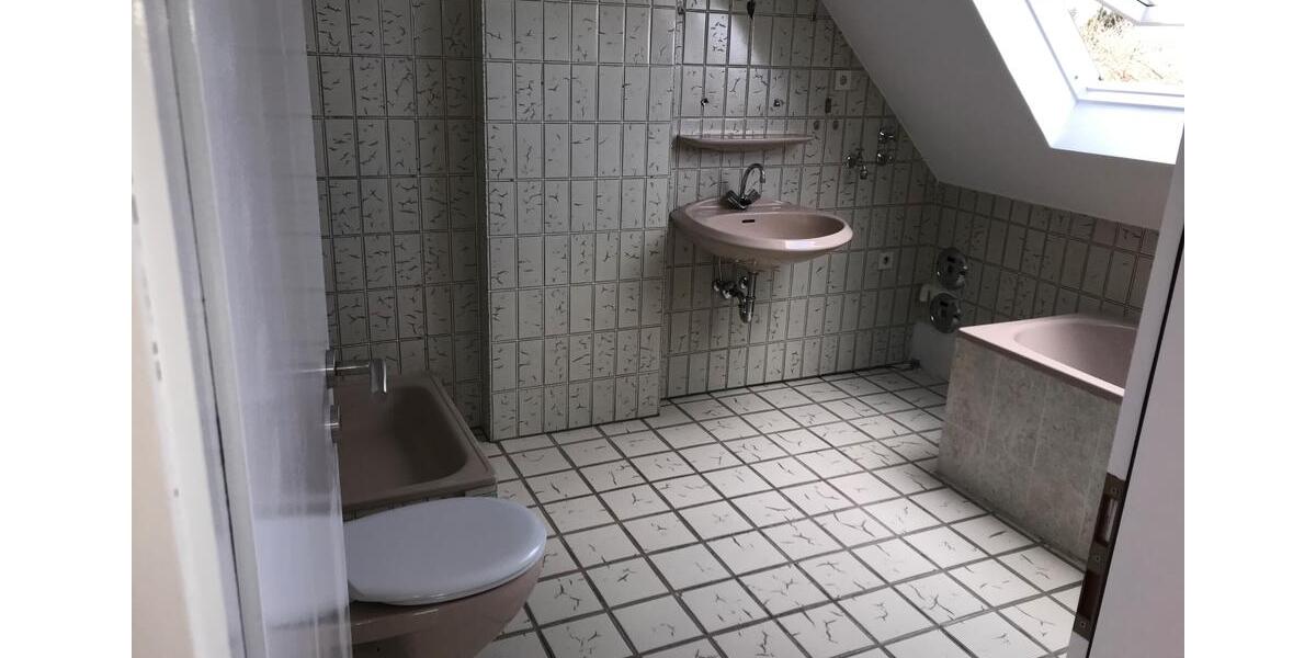 Dachgeschoßwohnung Dortmund Hörde - 1.5 Zimmer, 43 m&sup2;, 125.000&euro; | Angebot:26380328