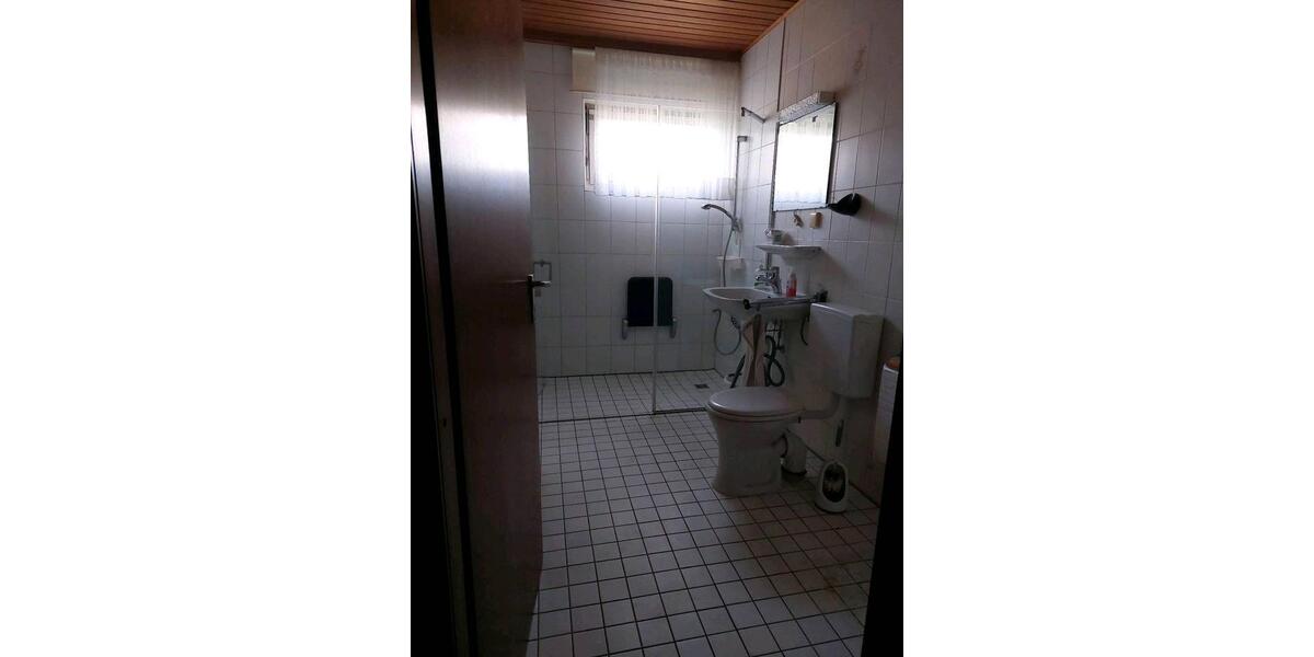 Einfamilienhaus Hemer - 8 Zimmer, 216 m&sup2;, 235.000&euro; | Angebot:27179638