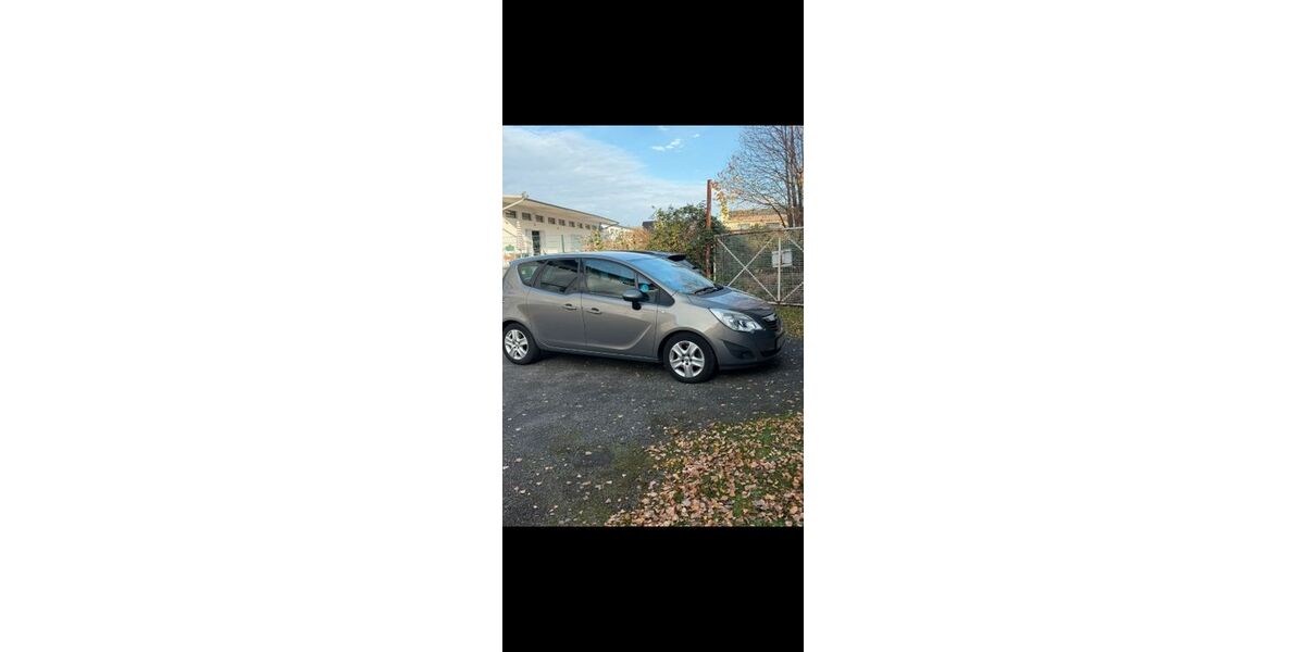 Opel Meriva 97.600 km 4.900 &euro; Bochum 44787