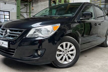VW Routan 138.614 km 13.990 &euro; Witten 58454