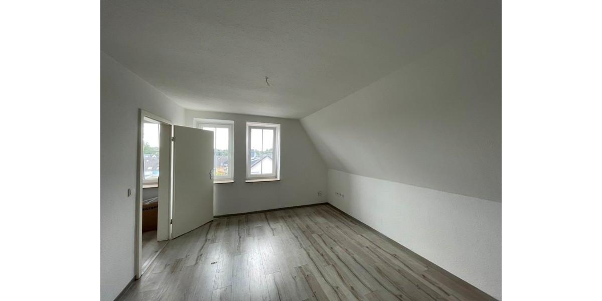 Dachgeschoßwohnung Dortmund Eving - 2 Zimmer, 43 m&sup2;, 464&euro; | Angebot:24634579