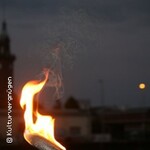 Fackeltour durch den Dortmunder Hafen - Die romantische Seite der Industriekultur