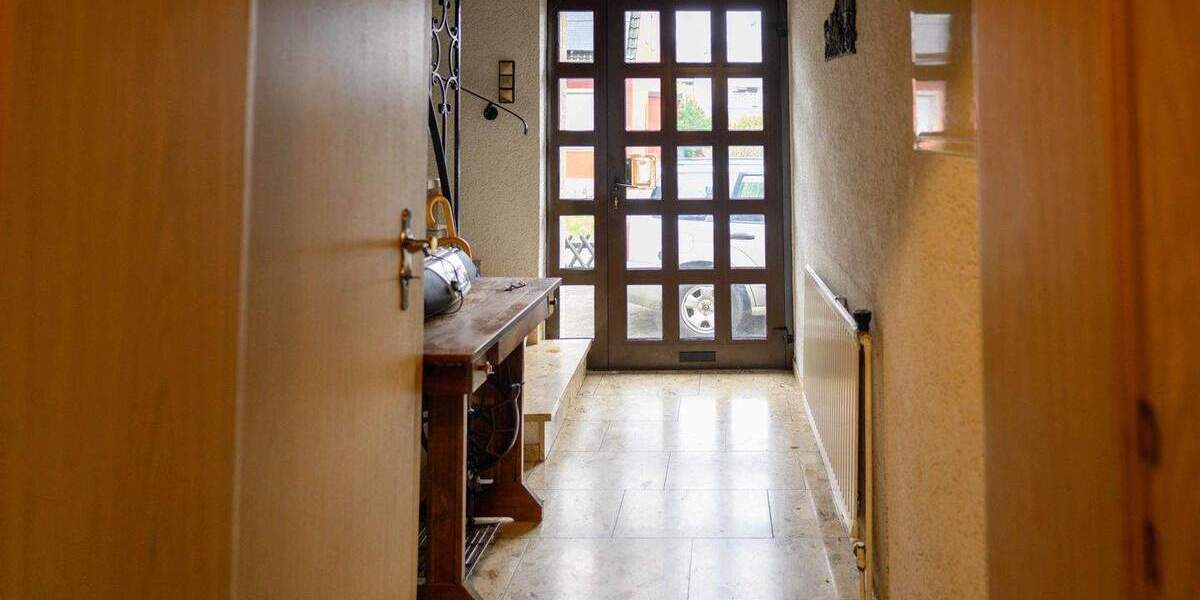 Einfamilienhaus Lünen Niederaden - 6 Zimmer, 158 m&sup2;, 380.000&euro; | Angebot:24436120