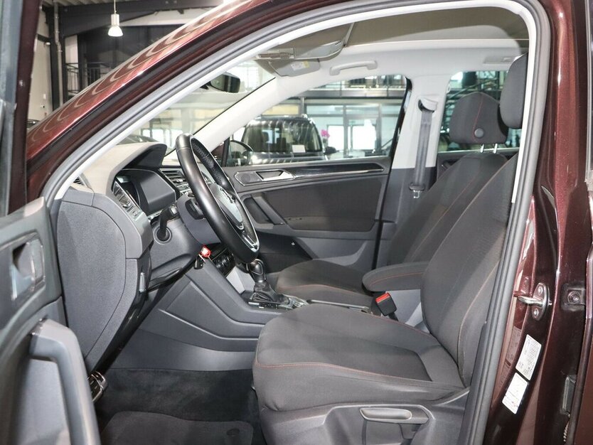 VW Tiguan 1.4 TSI DSG 4M SOUND / PANORAMA / AID 116.000 km 19.444 € Hamm 59077