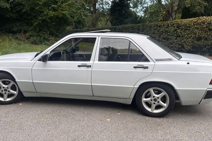 Mercedes 190