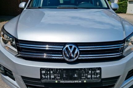 VW Tiguan 111.000 km 15.987 &euro; Gelsenkirchen 45881
