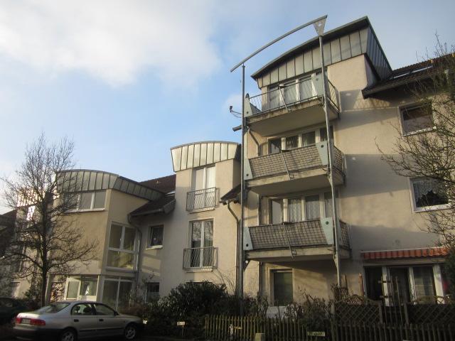 Dachgeschoßwohnung Dortmund Huckarde - 3.5 Zimmer, 66 m&sup2;, 391&euro; | Angebot:24181852