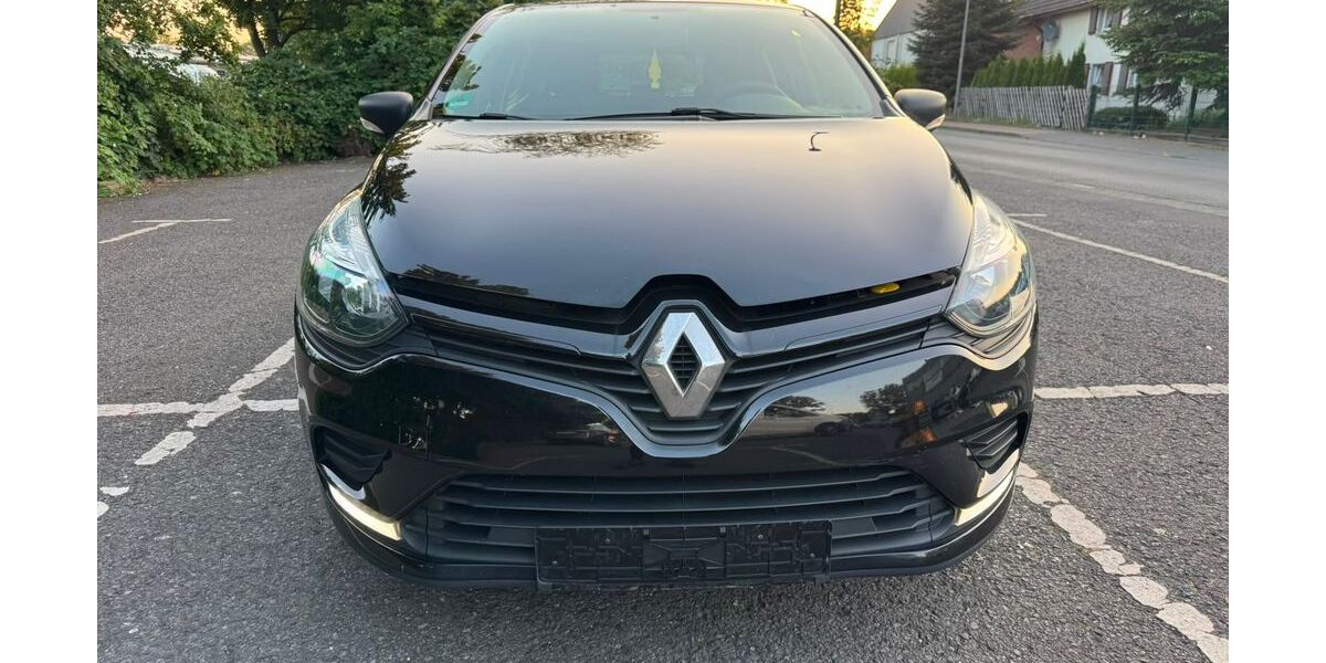 Renault Clio 134.412 km 6.100 &euro; Oer-Erkenschwick 45739