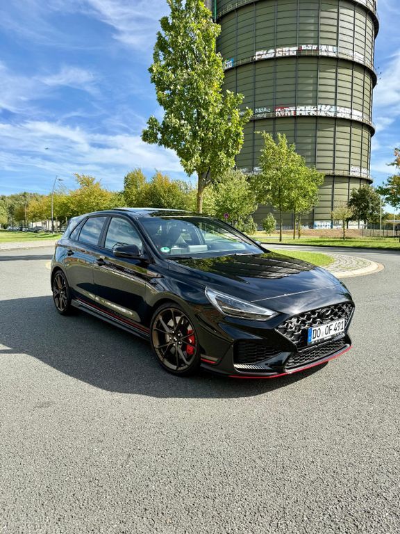 i30