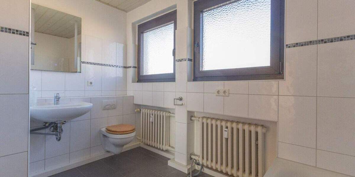 Etagenwohnung Menden Mitte - 4 Zimmer, 125.000&euro; | Angebot:25729250
