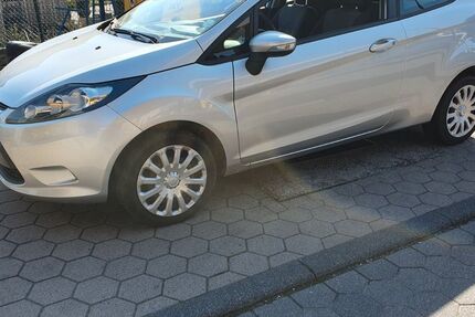 Ford Fiesta 226.000 km 2.100 &euro; Holzwickede 59439