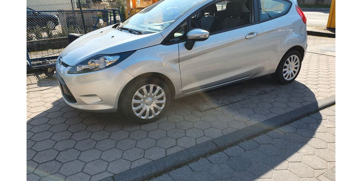 Ford Fiesta 226.000 km 2.100 &euro; Holzwickede 59439