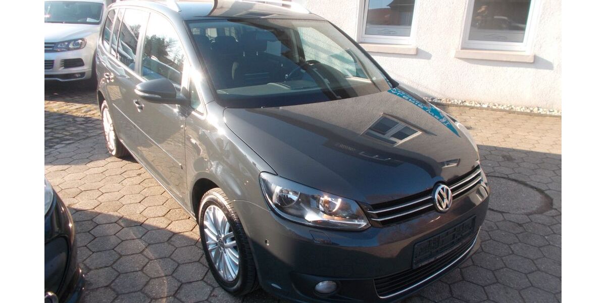 VW Touran 205.000 km 9.300 &euro; Bochum 44809