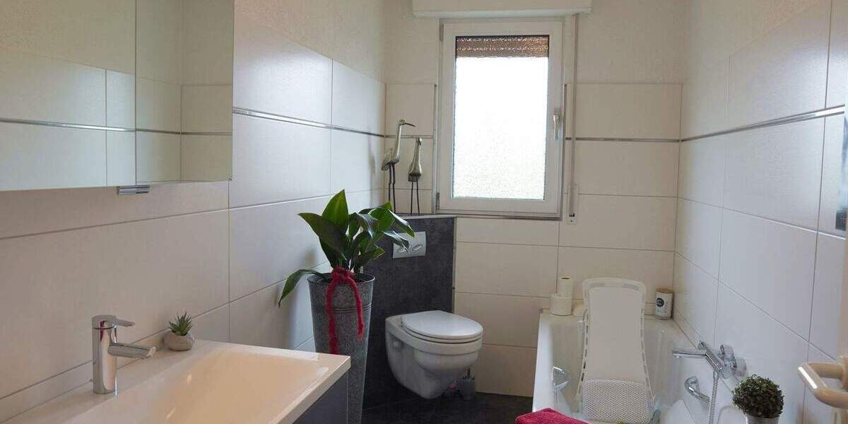 Doppelhaushälfte Lünen Wethmar - 8 Zimmer, 145 m&sup2;, 350.000&euro; | Angebot:25743668