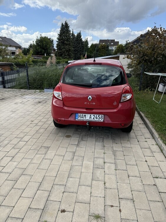 Renault Clio 190.000 km 2.399 € Hamm 59065