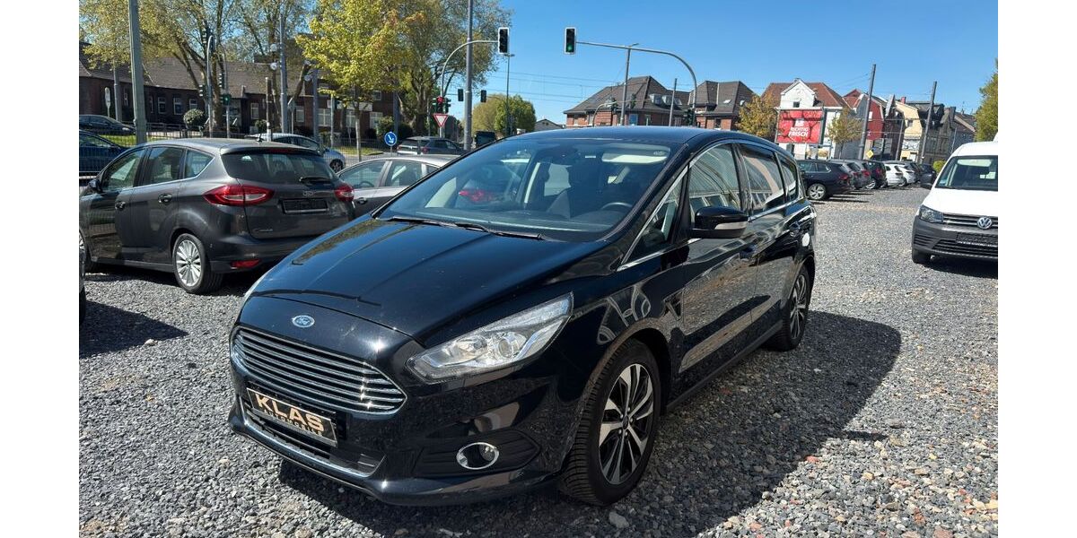 Ford S-Max 174.300 km 10.950 &euro; Bochum 44866