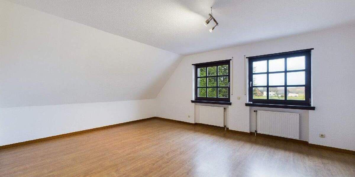 Einfamilienhaus Hamm Pelkum - 5 Zimmer, 170 m&sup2;, 1.750&euro; | Angebot:25674025