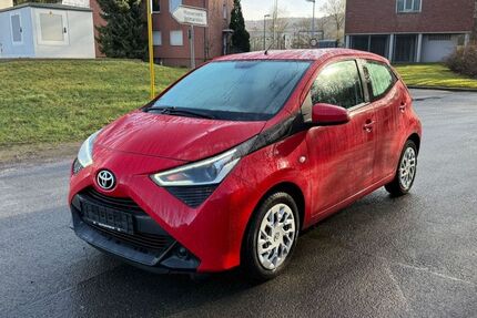 Toyota Aygo (X) 83.000 km 9.690 &euro; Wetter Ruhr 58300