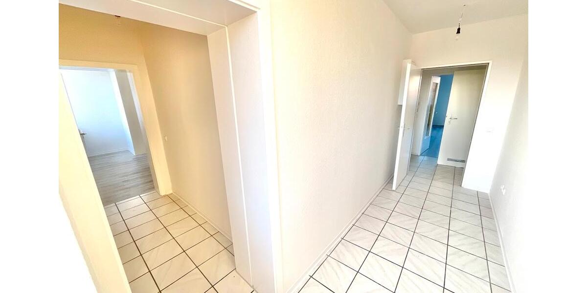 Schöne 2-Raumwohnung in zentraler Lage zimmer