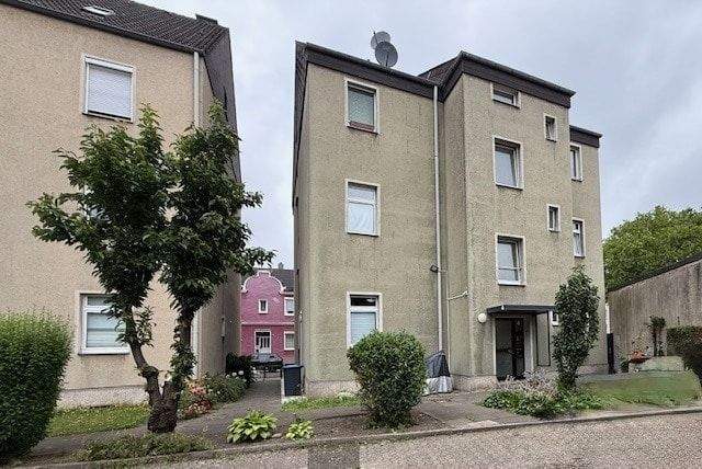 Etagenwohnung Herne Herne-Mitte - 2 Zimmer, 79 m&sup2;, 135.000&euro; | Angebot:23972330