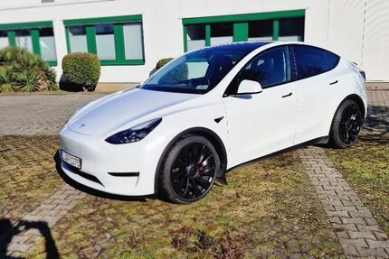 Tesla Model Y 86.000 km 45.000 &euro; Dortmund 44319